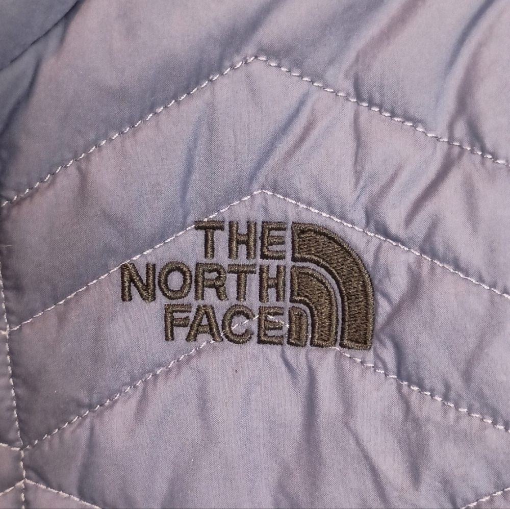 The North Face Women's Size Small Petite Bombay Jacket Blue Utility - Picture 4 of 12